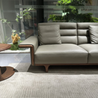 Ensemble de canapés en cuir de salon en noyer nord-américain de luxe haut de gamme Éponge rembourrée au design pop classique et original