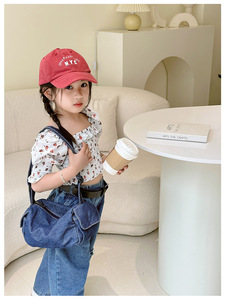 Sac bandoulière rétro en jean coréen pour fille, grande capacité, décontracté et polyvalent, sac à monnaie pour enfant garçon - Product Image 5