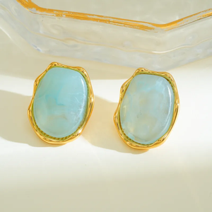 Boucles d'oreilles géométriques en résine plaquées or 18 carats, en acier inoxydable 304, style minimaliste, décontracté et simple, parfaites pour les femmes, à porter au quotidien, élégantes - Product Image 4