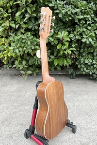 Aiersi - <span class=keywords><strong>Ukelele</strong></span> de 28 Pulgadas, Cuerpo de Koa, Guitarra Pequeña, Portátil, de Viaje, <span class=keywords><strong>Mini</strong></span> Guitarra Hawaiana de 6 Cuerdas, <span class=keywords><strong>Ukelele</strong></span> Eléctrico - Product Image 5