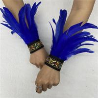 Bracelet réglable style bohème avec plumes et bande imprimée pour déguisement de mascarade, performance ou décoration de costume