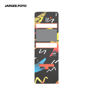 Photomaton vertical compact noir avec caméra pour le style de rue, les magasins de détail, les kiosques en libre-service, résolution 2K/4K - Product Image 1