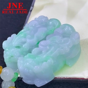 Vente en gros usine Pendentif émeraude Jemis en jade naturel du Myanmar vert épicé, une pièce, Dropshipping, 38e Festival - Product Image 5