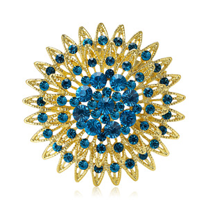 Broches de Flor de Cristal con Incrustaciones de Diamantes en Forma de Corazón de Durazno, Diseño Hueco, Chapados en Oro, Unisex, Regalos para Bodas, Compromisos y Fiestas - Product Image 3