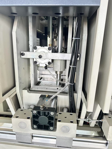 Máquina de soldadura sin costuras de alta calidad de cuatro cabezales y dos lados para la fabricación de ventanas y puertas de PVC/UPVC - Product Image 4