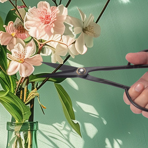 Lu Ban's Work Floral Pruning Shears Stainless Steel Small Large Size Butterfly Structure Cutting Flower Stems Manual - Product Image 2