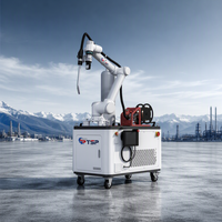 Robot de soudage collaboratif avec une charge utile de 10 kg pour les applications automobiles et de machines de construction
