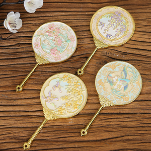 Biểu Tượng Tùy Chỉnh Hiện Đại Vòng Xách Tay Gấp Túi Gương Nhỏ Gọn Nhỏ Trang Điểm Mini Kim Loại Men Tay Gương Với Màu Sắc Tùy Chỉnh - Product Image 3