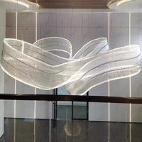 Lustre moderne personnalisé, design ruban long, en verre, éclairage de luxe pour hall d'hôtel, couloir, salle de mariage