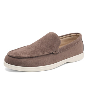 Zapatillas Casuales Sin Cordones para Hombre Essentials, Color Marrón Sólido, Gamuza Sintética, Talla Estadounidense 13 - Product Image 4