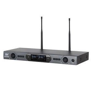 LR-616 Karaoke 2 Wireless Microphones Wireless Microphone System Professional Uhf Wireless Microphone 2 Channels - Product Image 3