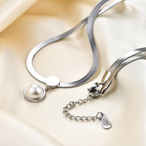 Collar de Cadena de Serpiente Estilo Europeo Americano, 8MM, con Colgante de Perla de Imitación Dorada, Cadena para Clavícula, Regalo, Uso Diario - Product Image 3
