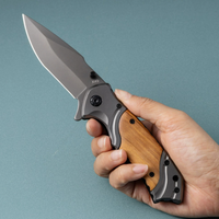Couteau de poche pliant à motif Damas 3Cr13, manche en bois, avec bouton de maintien, pour camping, extérieur et EDC