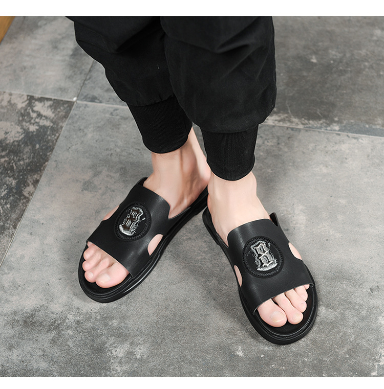 Summer Quality Beach Slippers Casual Shoes Flat Bottomed Outdoor Beach Sandals