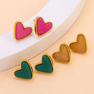 Boucles d'oreilles clous tendance JUSNOVA Dainty <span class=keywords><strong>Love</strong></span>, plaquées or, en acier inoxydable avec cœur rouge et vert, bijoux pour femmes, cadeau de la Saint-Valentin - Product Image 1