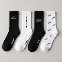 Chaussettes de sport en coton respirantes et confortables à logo personnalisé, chaussettes de sport mi-mollet en coton, chaussettes à logo personnalisé pour hommes