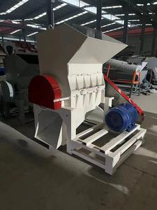 Broyeur de bouteilles en plastique automatique avec engrenage et roulement 380V haute sécurité - Product Image 4