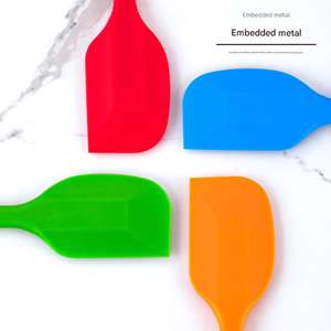 Spatule en silicone avec poignée intégrée personnalisée pour une utilisation en cuisine, coupe-pâte universelle, coupe-glace, coupe-gâteau, résistante à la chaleur, emballage en boîte - Product Image 6