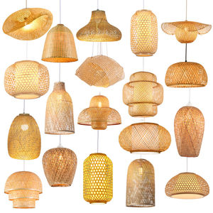 Luminaire suspendu artisanal en rotin tressé, style d'Asie du Sud-Est, pour salons/salles à manger - Product Image 2