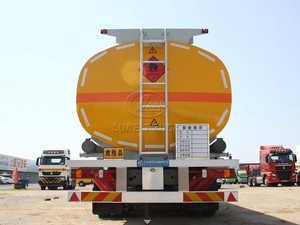Châssis de transport de marchandises multiples disponibles, types de véhicules de transport de marchandises 15-35m³, camion-citerne à huile Sinotruk, camion-citerne automatique, prix du véhicule - Product Image 2