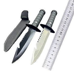 <span class=keywords><strong>Couteau</strong></span> droit de survie en plein air portable, <span class=keywords><strong>couteau</strong></span> en acier inoxydable à haute dureté, housse personnalisée OEM pour la chasse et le camping - Product Image 3