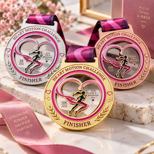 Medallas Personalizadas de Maratón y Carrera para Mujeres, con Diseño de Corazón, para Corredoras de 5K, 10K y 21K, con Cintas Rosas y Arte Personalizado en la Parte Posterior - Product Image 1