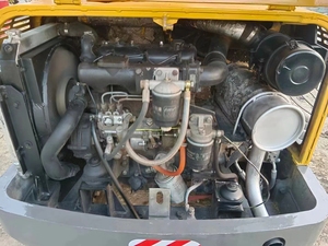 Diesel 3 tonnes Pelle à chenilles 3 tonnes d'occasion yc 30 Pelle sur chenilles 3 tonnes à vendre Fabricant chinois Max Body - Product Image 5