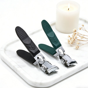 Angled Nail Clippers Wide Jaw Opening Portable For Home And Travel Use - Product Image 2