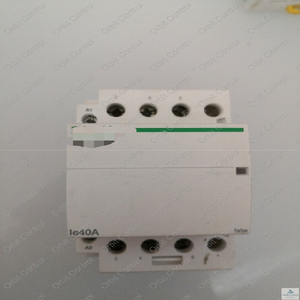 Controlador PLC GC4030M5 / Le40A, Automatización Industrial, PLC PAC y Controladores Dedicados - Product Image 1