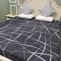 Tissu de matelas tricoté en polyester DTY 100% doux et confortable, pas cher, en provenance de Chine