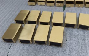 Maxery classico supporto di sicurezza per partita scorrevole in ottone massiccio porta fiammiferi con LOGO personalizzato e attaccante satinato oro scatola di fiammiferi - Product Image 6