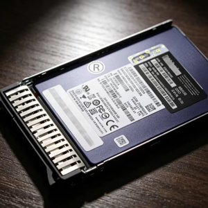 새로운 서버용 솔리드 스테이트 드라이브 7N47A00118 2.5인치 PM1635a 800GB 메인스트림 SAS 12Gb 핫스왑 SSD - Product Image 1