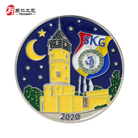 Badges personnalisés en émail souple, design en relief ou en creux, placage or, argent ou antique, couleur Pantone, avec attache en caoutchouc, coffret cadeau