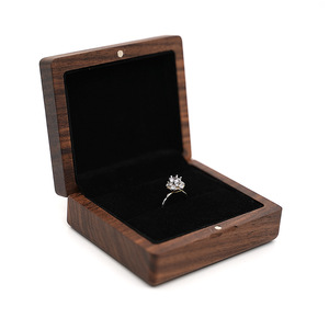 Caja de Almacenamiento de Joyas Rectangular Personalizada al por Mayor, Organizador de Anillos de Madera para Joyas, Caja de Joyería Vintage para el Hogar o Escritorio - Product Image 3