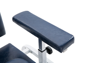 Poltrona per Flebotomia con Braccioli Regolabili e Imbottitura Comfort, Design Cinese, Struttura in Metallo - Product Image 4