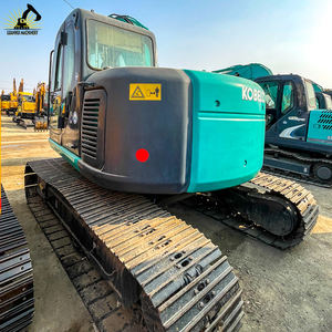 Excavadora usada KOBELCO SK135 flexible y altamente eficiente utilizada para ingeniería municipal - Product Image 3