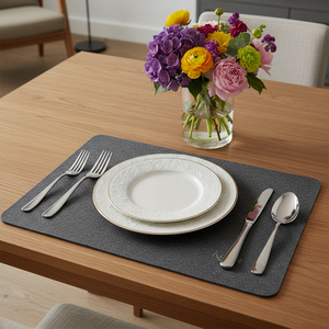 แผ่นรองจานสี่เหลี่ยมผืนผ้าทำจากผ้าสักหลาดโพลีเอสเตอร์ ปรับแต่งโลโก้ได้ ทนความร้อน ทนทาน ตัดด้วยเลเซอร์ ดีไซน์ทันสมัย แบรนด์ Ulike สำหรับโต๊ะอาหาร - Product Image 1