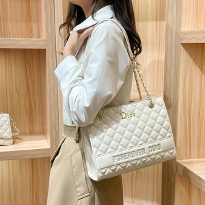 Haut de gamme diamant grille chaîne <span class=keywords><strong>sac</strong></span> fourre-tout pour femmes 2025 nouveau grande capacité polyvalent épaule sacs à bandoulière - Product Image 2