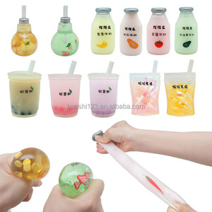 Jouet anti-stress en silicone mignon pour soulager l'anxiété unisexe, jouet sensoriel amusant à bulles à presser, jouet souple anti-stress en forme d'ampoule, de fruit ou de tasse - Product Image 5