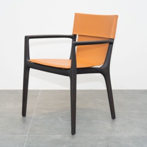 Fauteuil lounge contemporain rembourré, structure en bois de noyer massif, siège d'appoint de luxe pour salon, villa, hôtel, mobilier PISANO - Product Image 4