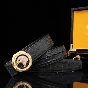 Ceinture pour homme en cuir de crocodile personnalisée, boucle en acier avec tête d'aigle, incrustation artisanale pure. - Product Image 5