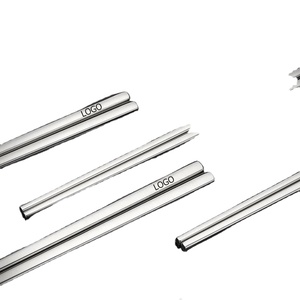 Baguettes en acier inoxydable 316 de qualité supérieure - Ustensiles pour la maison, les restaurants et les cadeaux, couverts asiatiques antidérapants et résistants à la chaleur - Product Image 1
