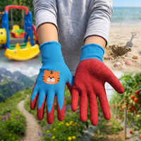 Gants de protection pour enfants utilisés dans les aires de jeux extérieures, dans les vergers à fruits à cueillir soi-même et dans les vergers de pommes