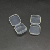 Boîte carrée transparente en PP au design moderne pour bouchons d'oreilles, boucles d'oreilles, clous d'oreilles, mini boîte à bijoux carrée