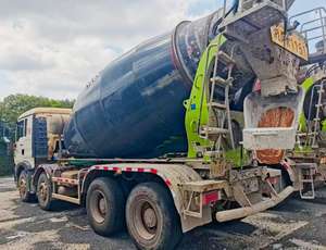 Camión Mezclador de Concreto de Segunda Mano Marca Zoomlion 2021, 12 Metros Cúbicos, Bomba de Concreto, Directo de Fábrica, Motor Alemán MAN, Chasis Howo 1000 - Product Image 5