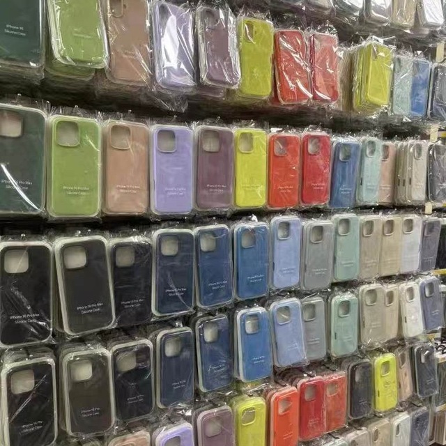 Wholesale Official Silicone Phone Case Microfiber Inside Custom Logo Back Cover Silicon for iphone 16 16Pro Max 15 14 13 12 11