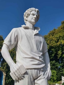 Statua Scultura Europea di Carlo Acutis in Marmo Benedetto a Grandezza Naturale Personalizzata per Chiese Parocchiali e Cappelle Giovanili - Product Image 5