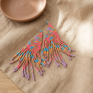 Boucles d'oreilles longues à franges multicolores de style bohème pour femmes, pour les occasions de fête - Product Image 3
