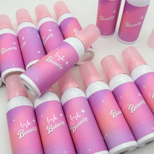 Shampooing fouetté pour extension de cils personnalisé de marque privée 100ml Mousse nettoyante à la fraise en matière plastique blanche et rose - Product Image 4