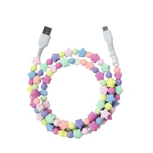 Cable con cuentas coloridas al por mayor con accesorios de carga USB tipo C estrella y corazón para móvil y ordenador - Product Image 2